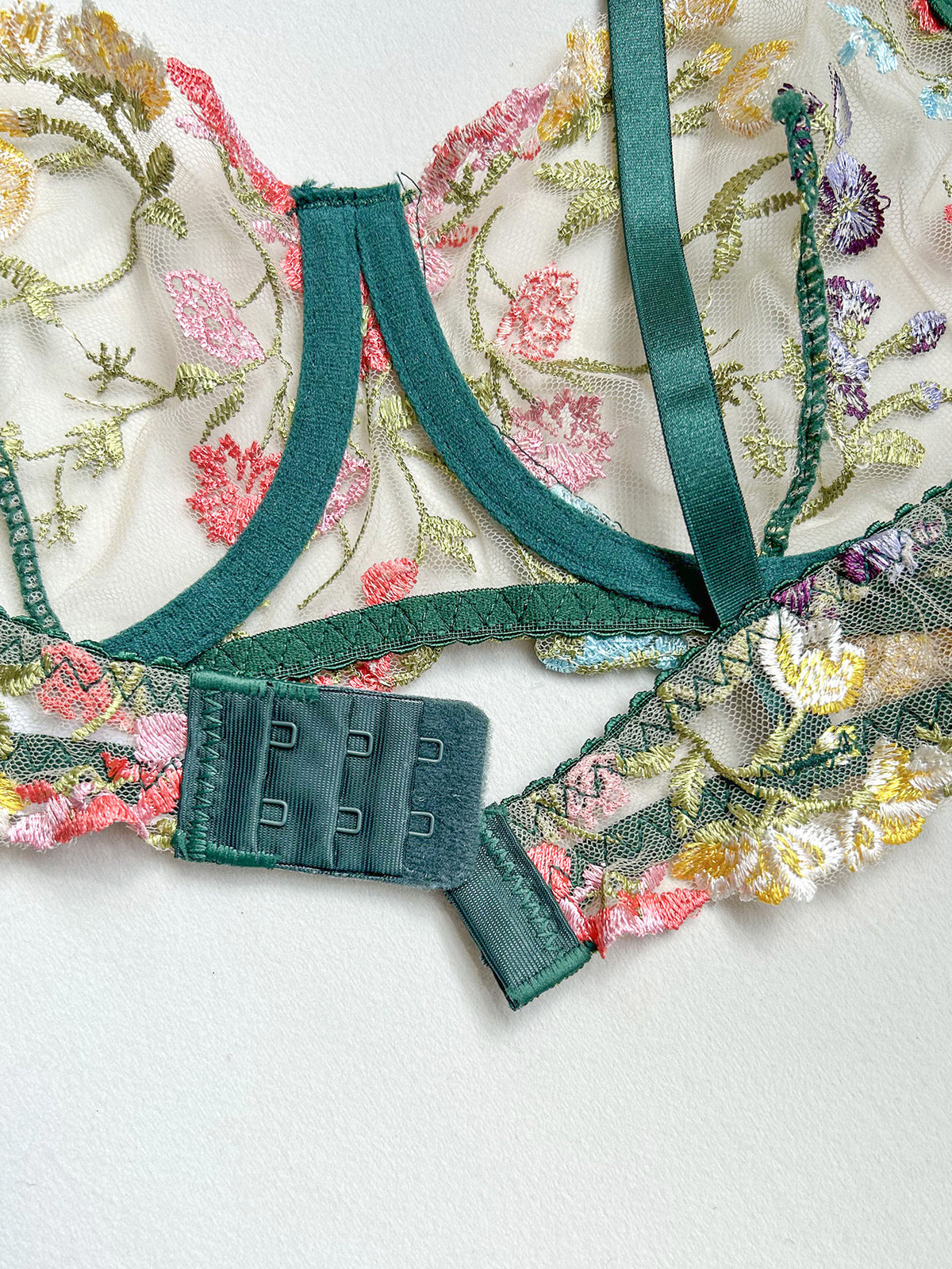 Angelica | Floral Embroidered Lingerie Set